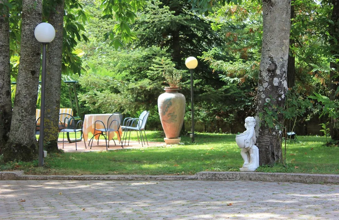 Hotel Gioia Garden-1